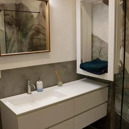 Window On The Canal Апартаменты Болонья