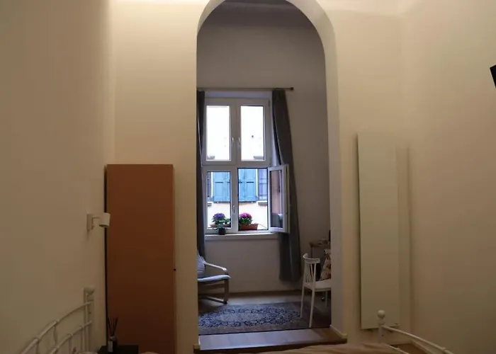 公寓 Window On The Canal